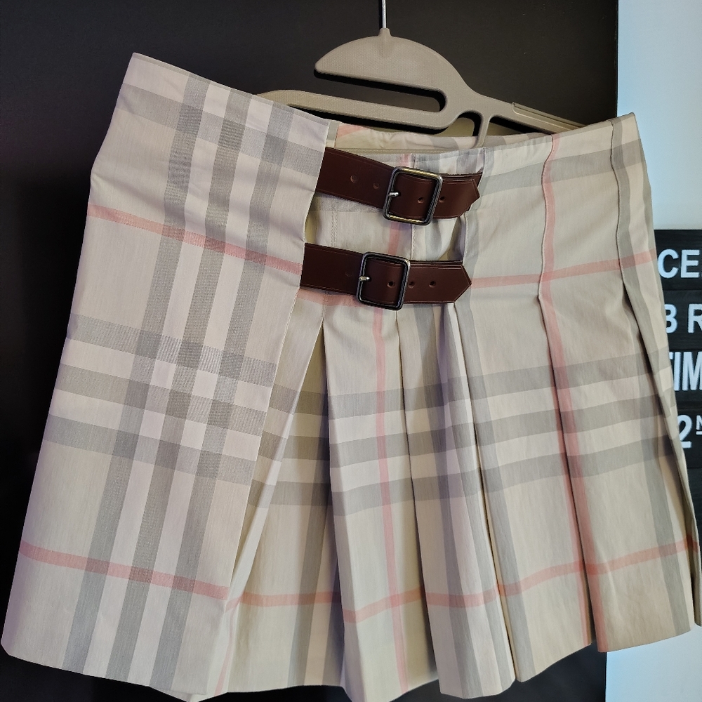 Burberry Wool Skirt with Buckle Accents